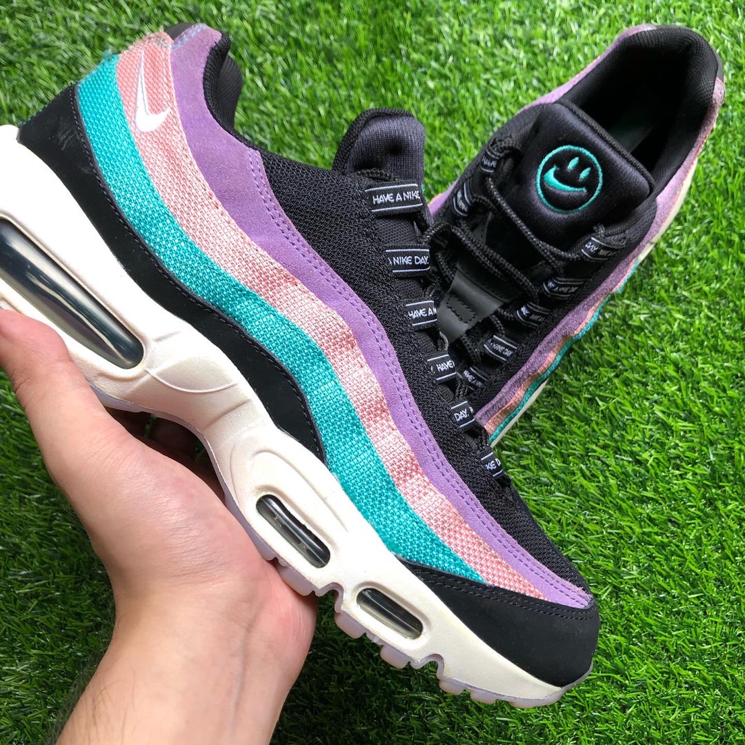 Nike have a nike day 95 shop
