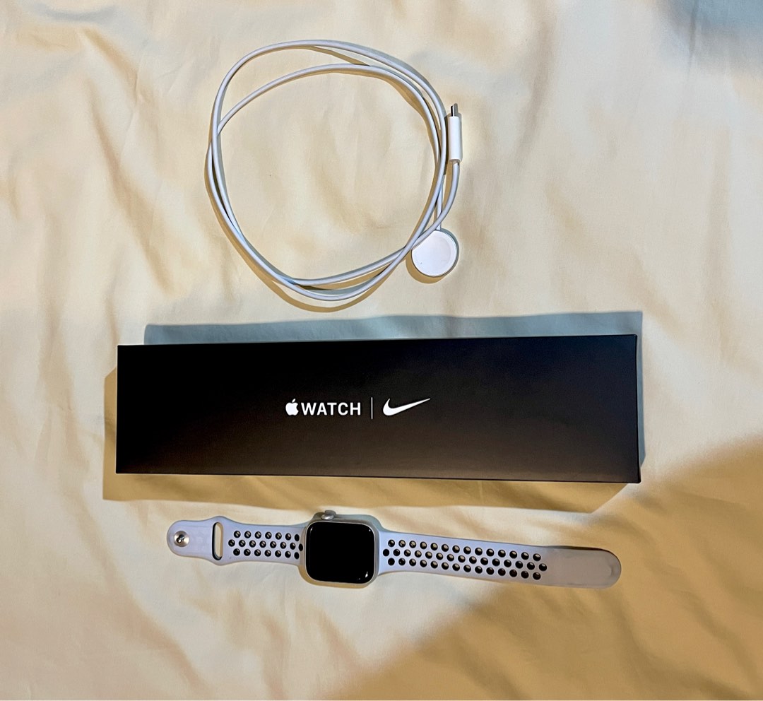 nike  watch 7