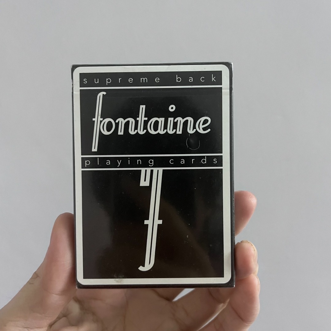Black Fontaine (Supreme Back) Playing Cards, Hobbies  Toys, Collectibles   Memorabilia, Vintage Collectibles on Carousell