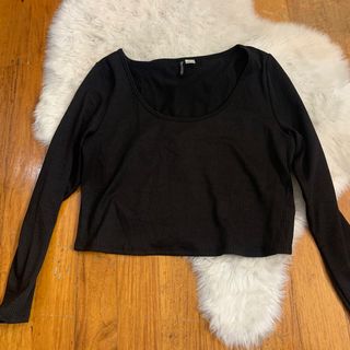 (Category: ) located in . Submitted by deasclosetph (Listing ID 1190401353, Image 1). Description: .