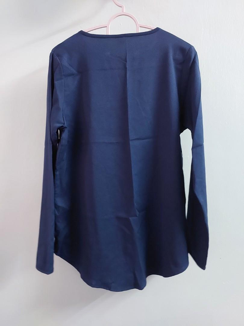 Blouse (Category: Blouses) located in Shah Alam. Submitted by tokio_94 (Listing ID 1190349862, Image 3). Description: .