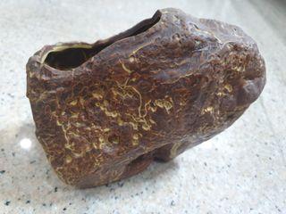 Ceramic pot