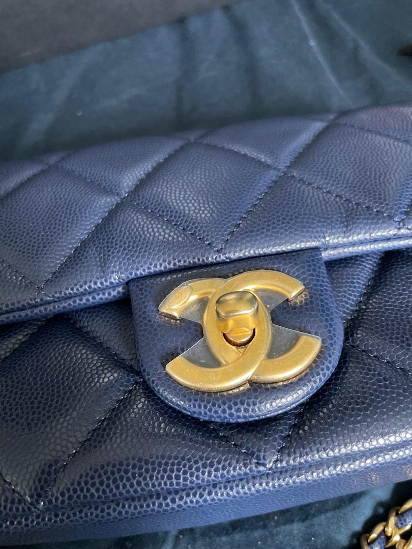 CHANEL HANDBAG Mini Flap Bag In Grained Shiny Calfskin & Gold-Tone