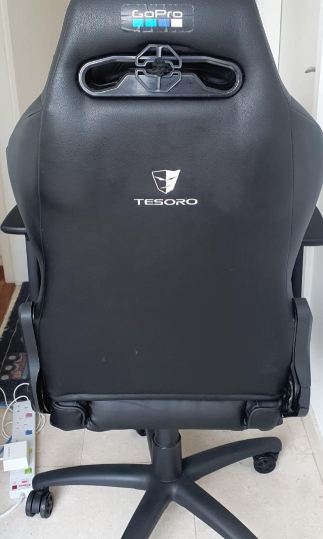 Comfy Gaming Chair, Furniture & Home Living, Furniture, Chairs on Carousell