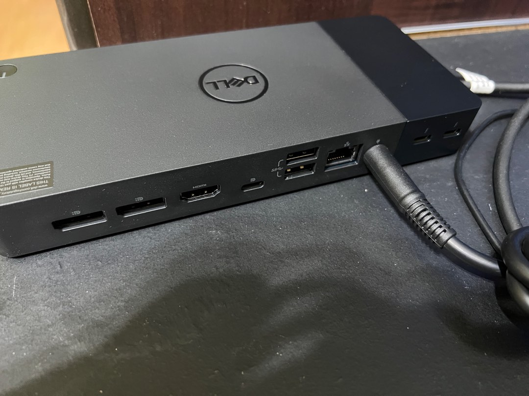 Dell WD22TB4 Thunderbolt 4 Docking Station, Computers & Tech, Parts