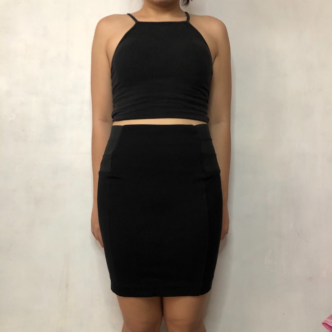 Black pencil skirt dynamite top