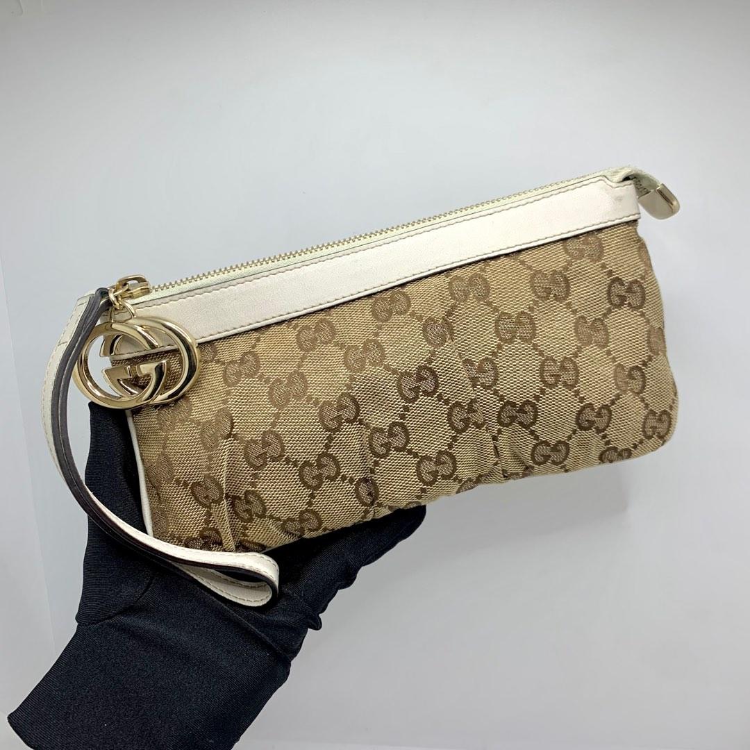 100% Gucci beauty pouch bag, Women's Fashion, Bags & Wallets, Purses &  Pouches on Carousell