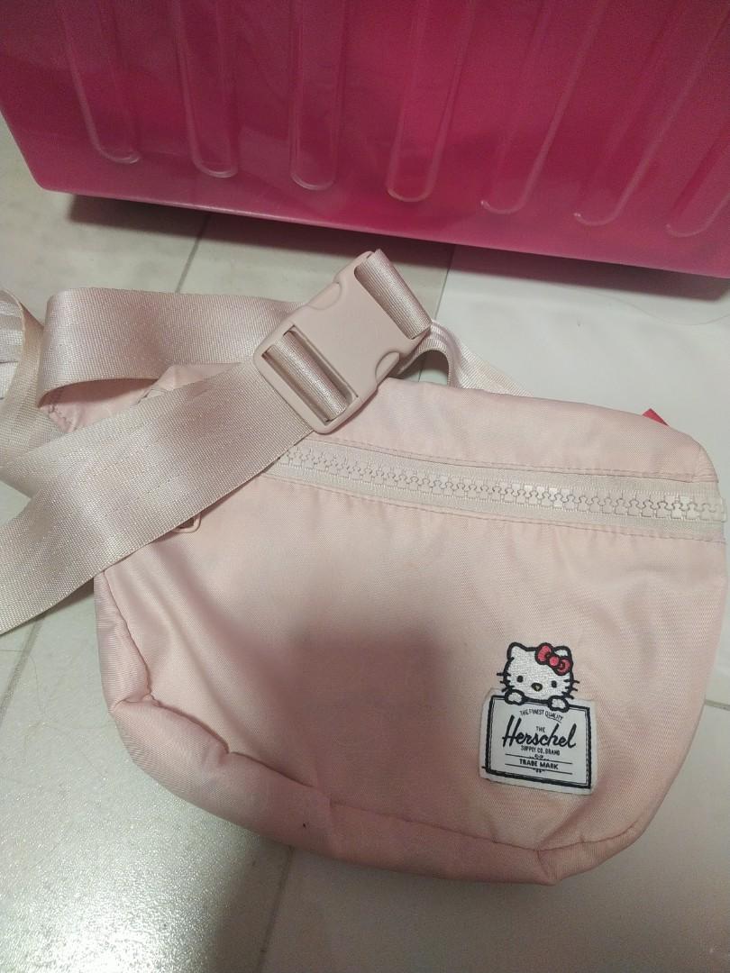 Hello kitty crossbody bag herschel deals