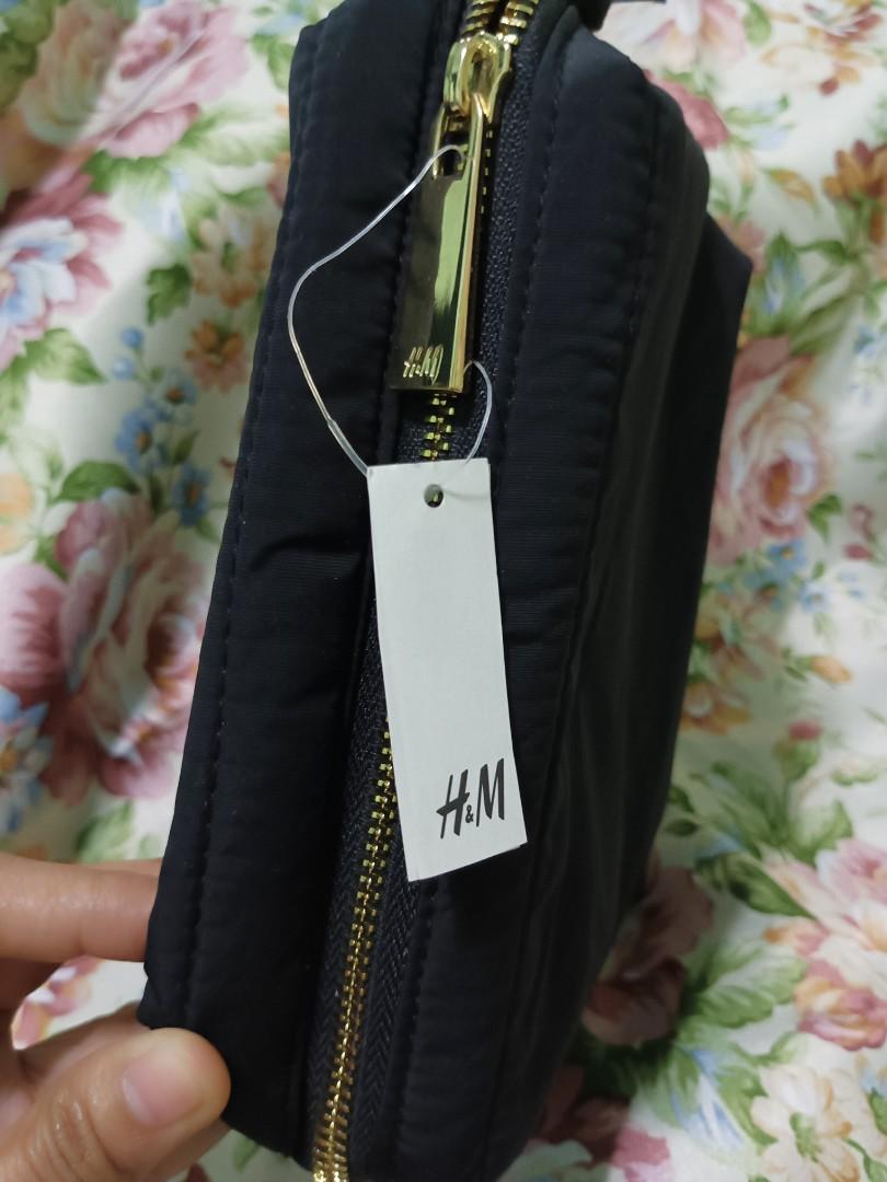 H M pouch Women s Fashion Bags Wallets Purses Pouches on Carousell