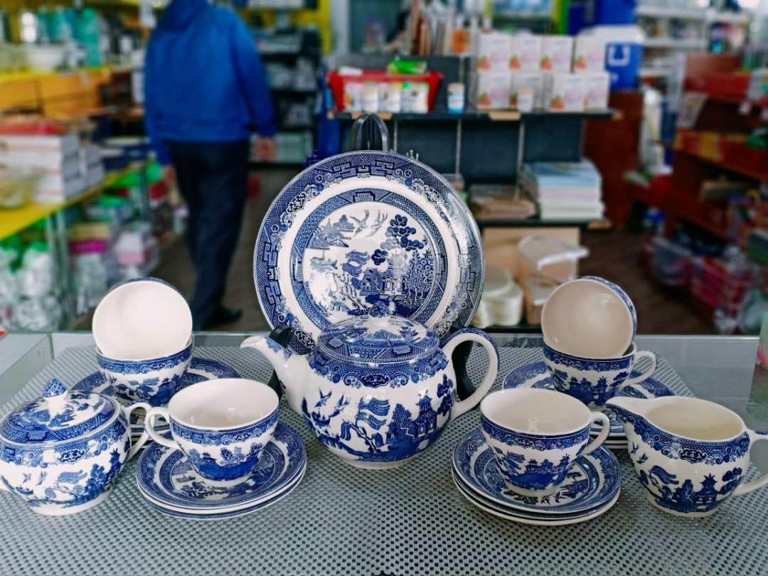 Blue willow johnson brothers sales