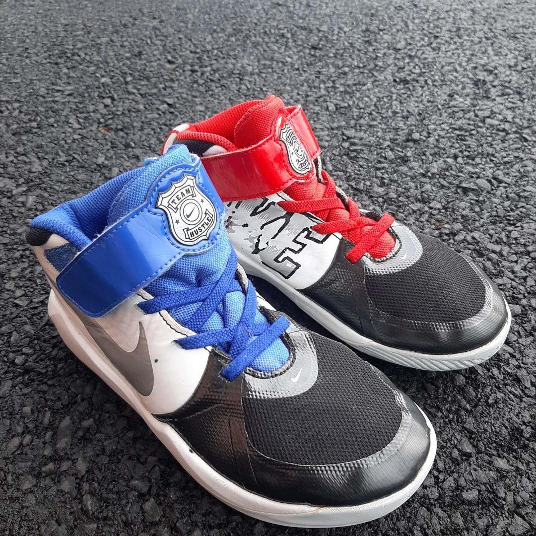 Nike team hustle d 9 auto Outlet