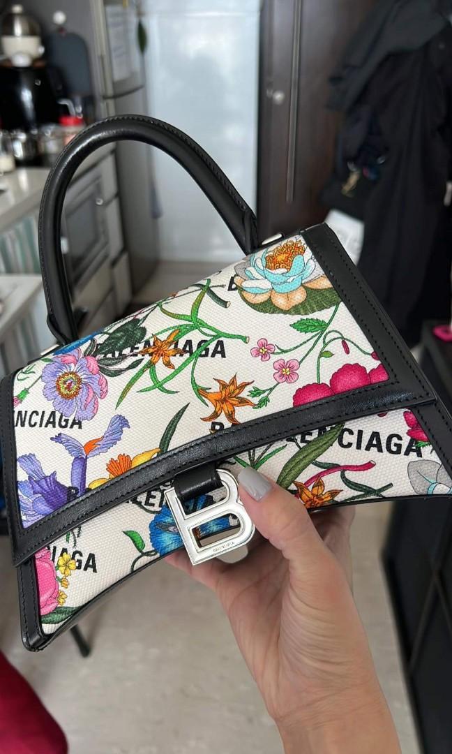 GUCCI BALENCIAGA HOURGLASS, Luxury, Bags & Wallets on Carousell