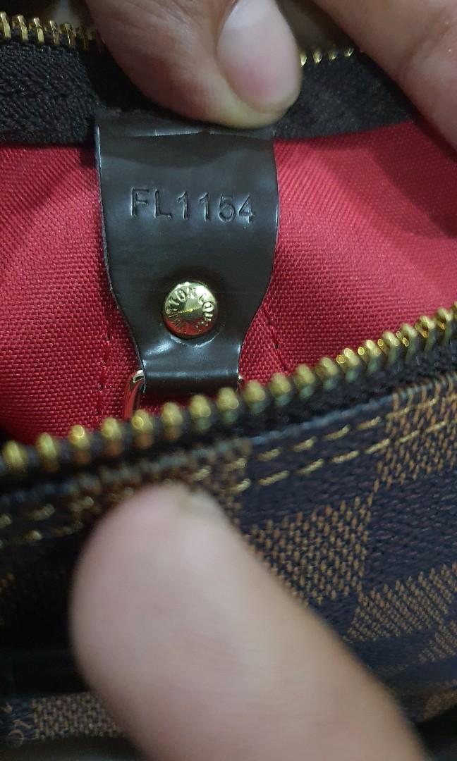 Lv speedy 30 (Category: Luxury Bags & Wallets) located in Cavite. Submitted by ohmie23 (Listing ID 1190491180, Image 2). Description: Authentic mcm hand bag from japan surplus.