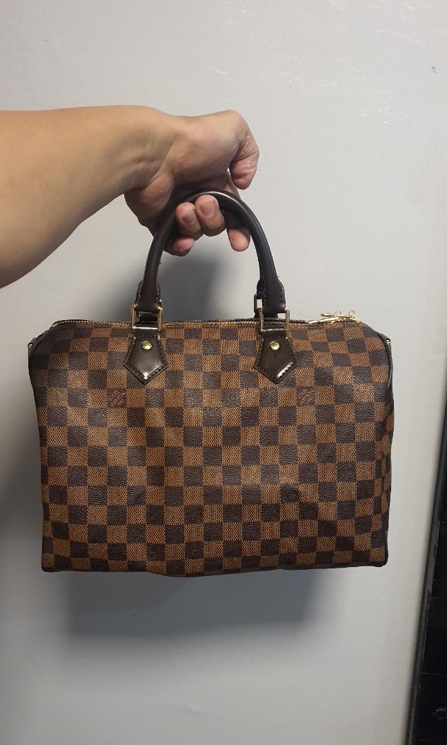 Lv speedy 30 (Category: Luxury Bags & Wallets) located in Cavite. Submitted by ohmie23 (Listing ID 1190491180, Image 1). Description: Authentic mcm hand bag from japan surplus.