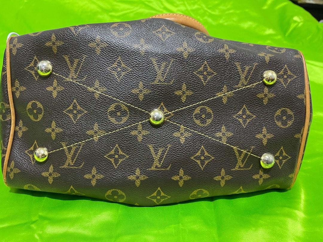 LV Tivoli (Category: Luxury Bags & Wallets) located in Paranaque City. Submitted by lcristobal (Listing ID 1190468224, Image 2). Description: Decluttering No code .