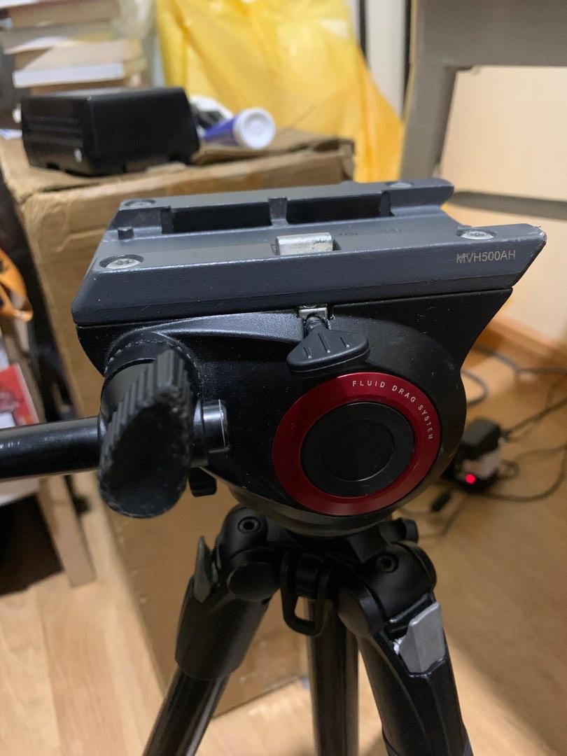 Manfrotto 290 Xtra Aluminium Tripod + MVH500AH Fluid Video Head, Photography, Photography