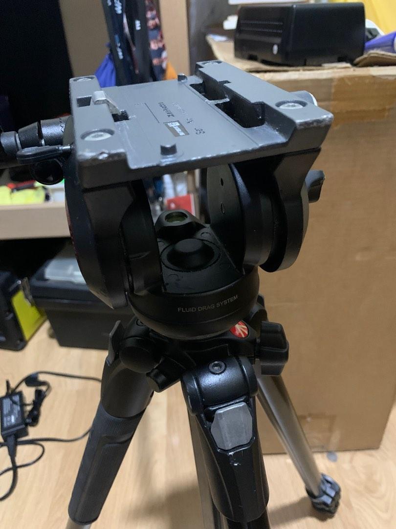 Manfrotto 290 Xtra Aluminium Tripod + MVH500AH Fluid Video Head, Photography, Photography