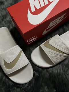 Nike hotsell benassi velcro