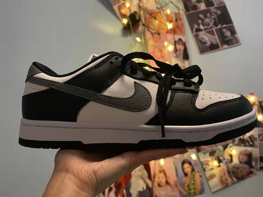 low top dunks black and white