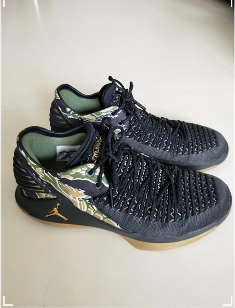 Nike kids basketball shoes sports equipment sports games racket
