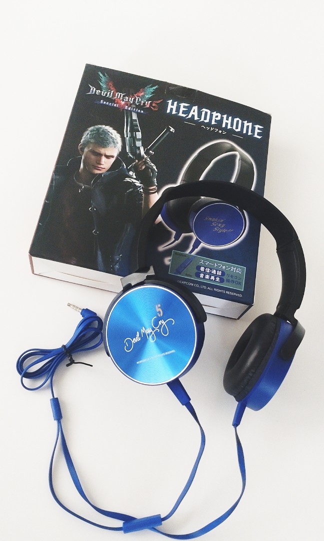 Devil May Cry 5 Special Edition Headphone Red CAPCOM Unopened Item DMC5