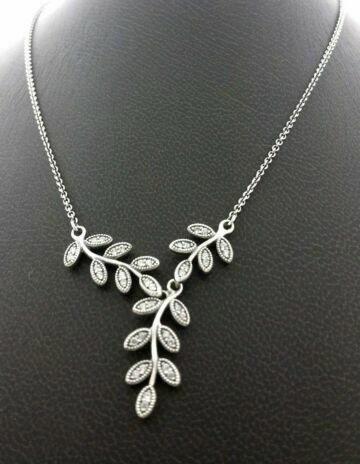 Pandora shimmering leaves necklace deals