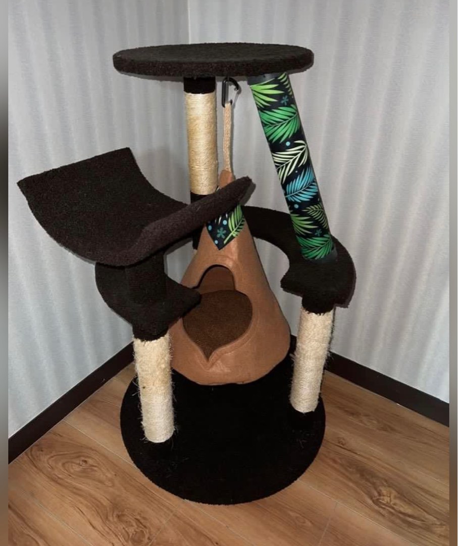 Pet tower, Pet Supplies, Homes & Other Pet Accessories on Carousell