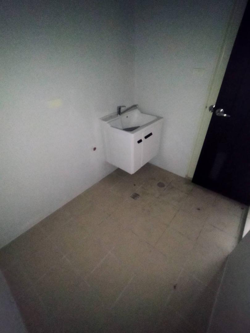 Princeview Parksuites Binondo, 122.40 sqm, 3 bedroom with 1 parking for