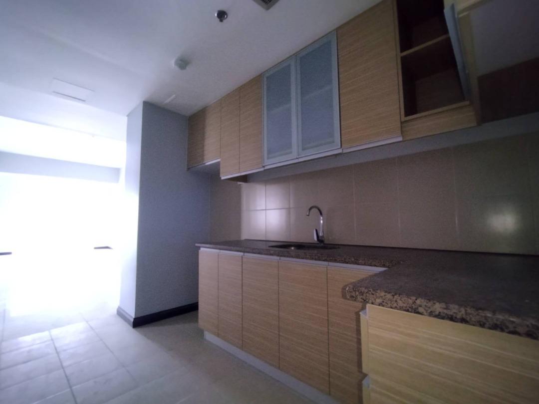 Princeview Parksuites Binondo, 122.40 sqm, 3 bedroom with 1 parking for
