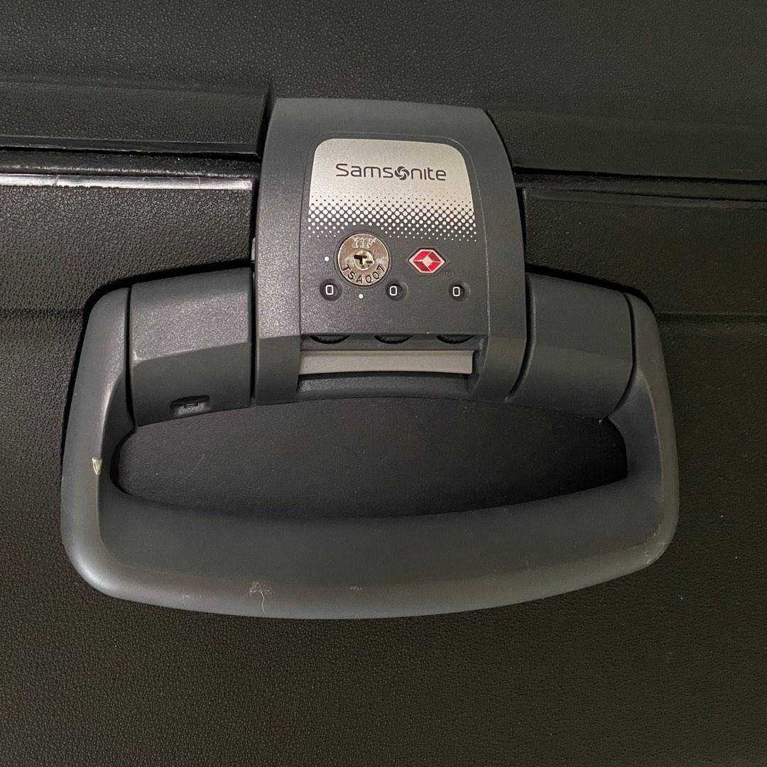 Samsonite 30 Inch Black Spinner Luggage (Hard Case) with TSA Lock, Hobbies & Toys, Travel