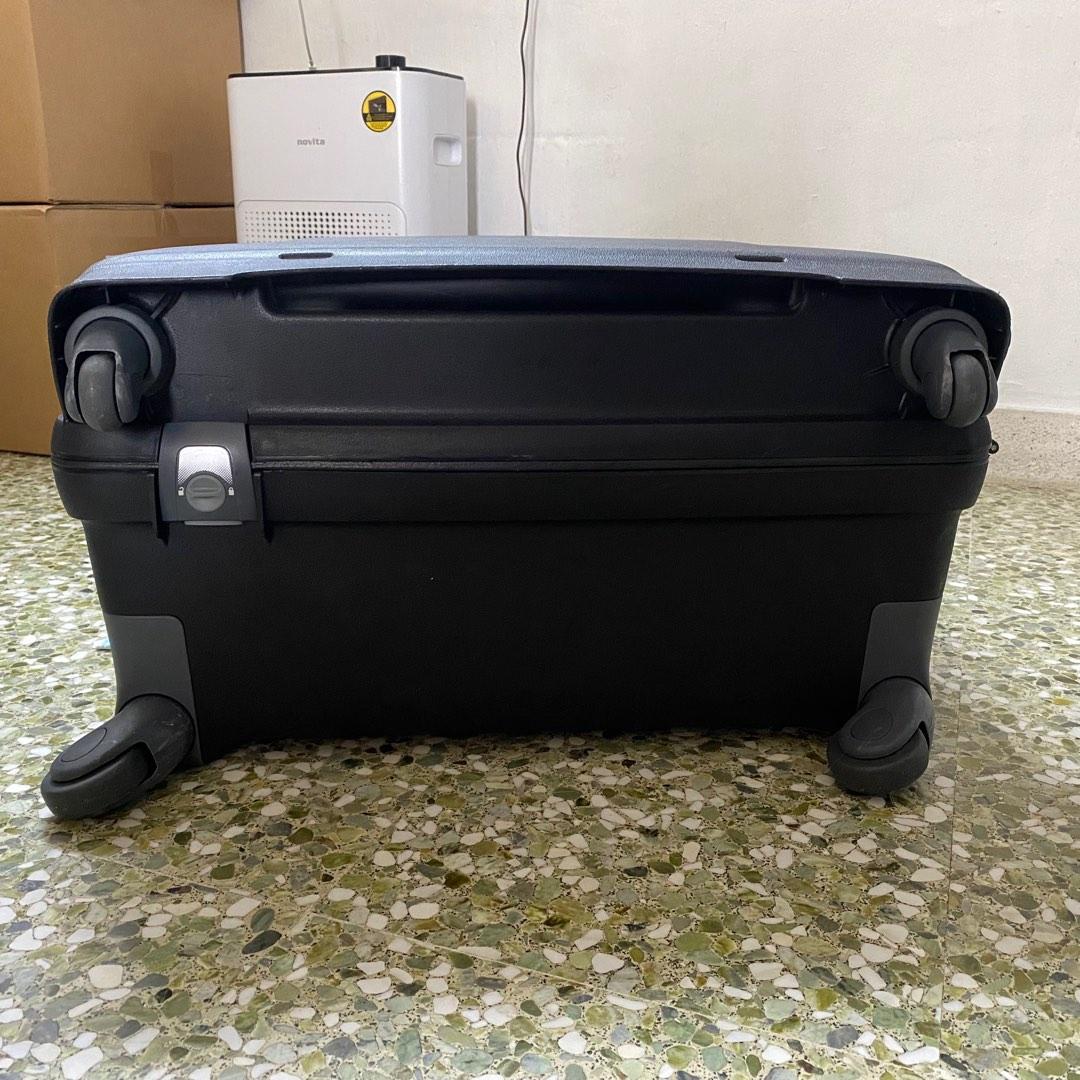 Samsonite 30 Inch Black Spinner Luggage (Hard Case) with TSA Lock, Hobbies & Toys, Travel