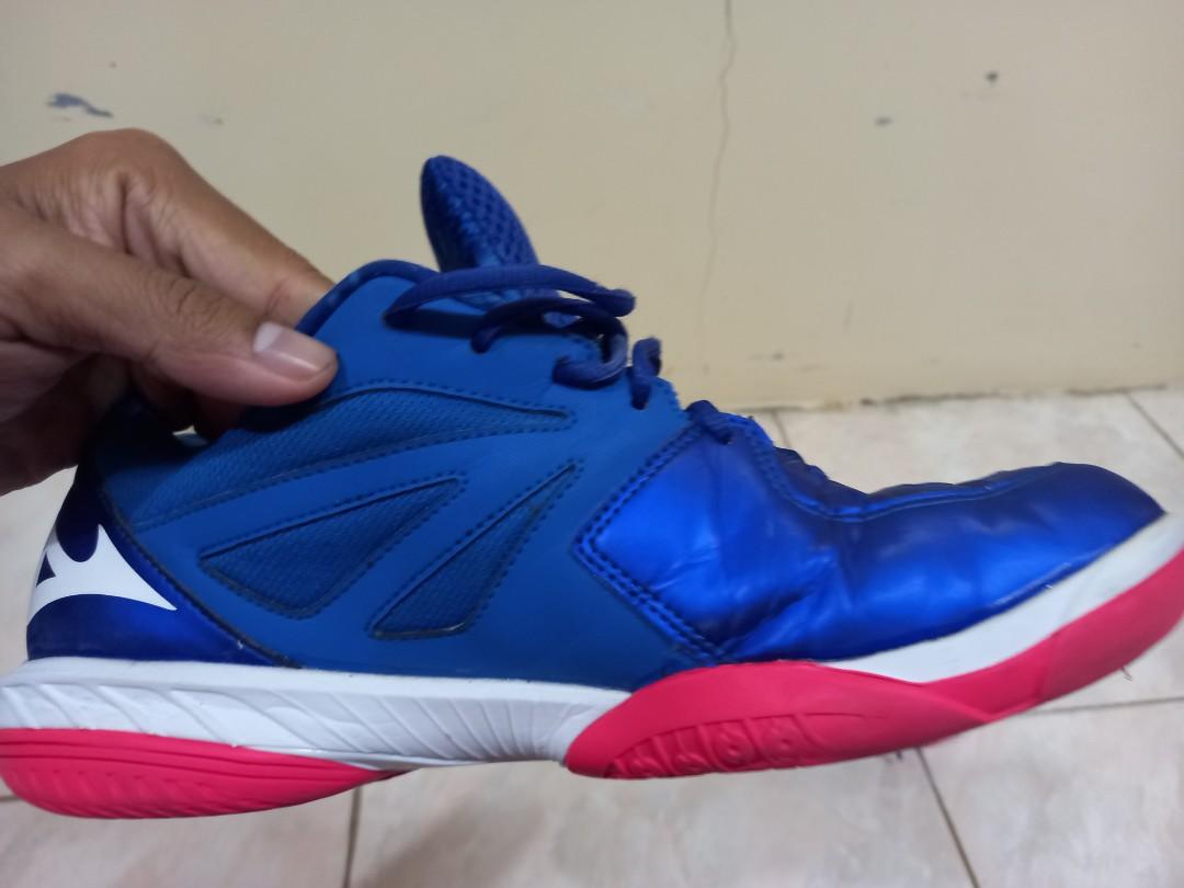 Sepatu badminton mizuno wave claw 2 Olah Raga Perlengkapan