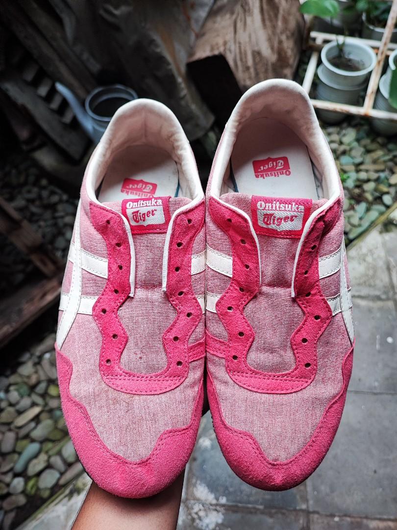 Sepatu Onitsuka Tiger Serrano Slip on Pink Authentic size 40 5
