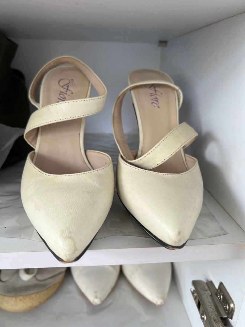 White heels size 5 store