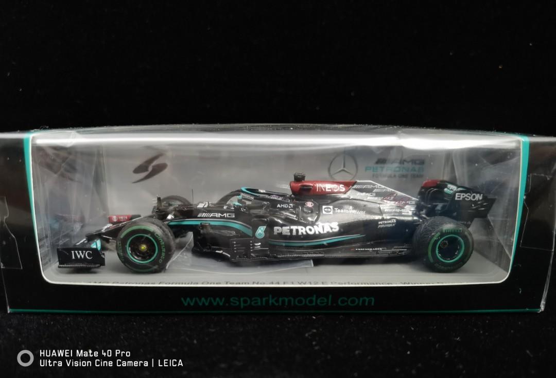 Spark F1 - S7695 - 1/43 Mercedes-AMG Petronas Formula One Team No