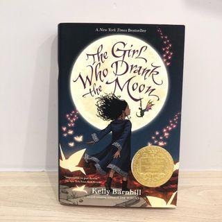 兒童讀物《喝月亮的女孩》The Girl Who Drank the Moon