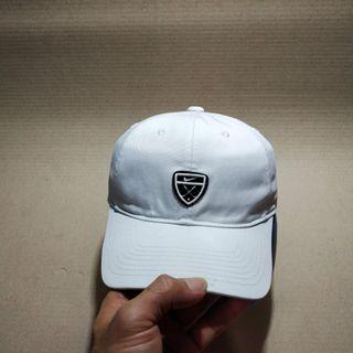 topi nike golf putih susu vintage vtg swoosh
