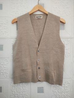 Vest rajut