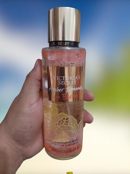 Victoria secret amber online romance in bloom