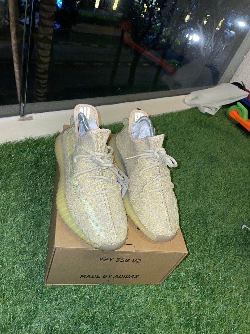 Yeezy 350 v2 Flax, Men's Fashion, Footwear, Sneakers on Carousell