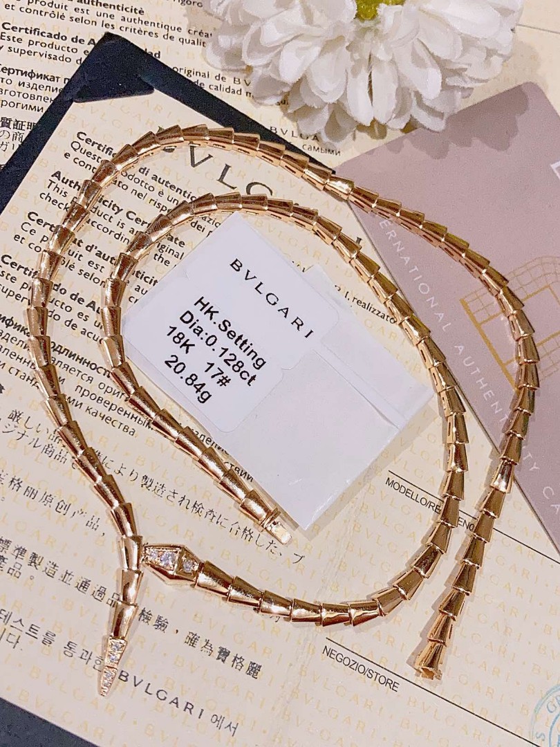 YG Serpenti Necklace with diamonds 18k HK Setting, Women's Fashion
