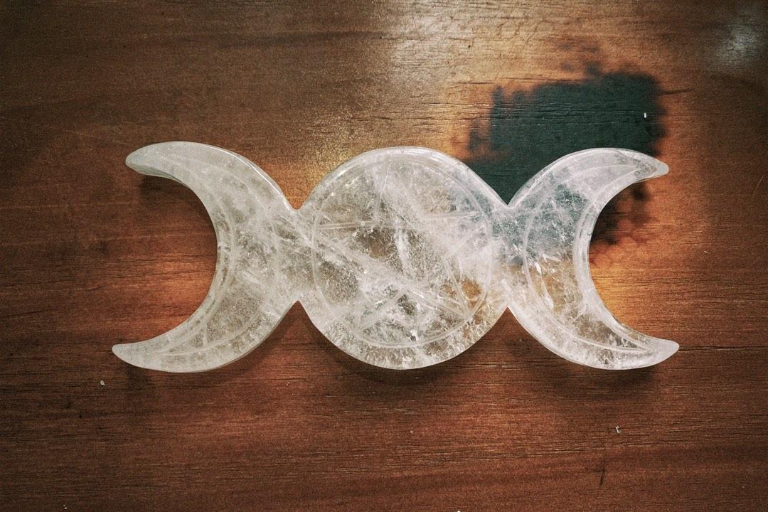 月相五芒星天然白水晶 興趣及遊戲 收藏品及紀念品 宗教物品 Carousell