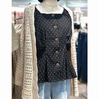 （分類：）位於 。 由 kitkitmikki 提交（商品編號 1190624691，圖片 1）。簡介： 。