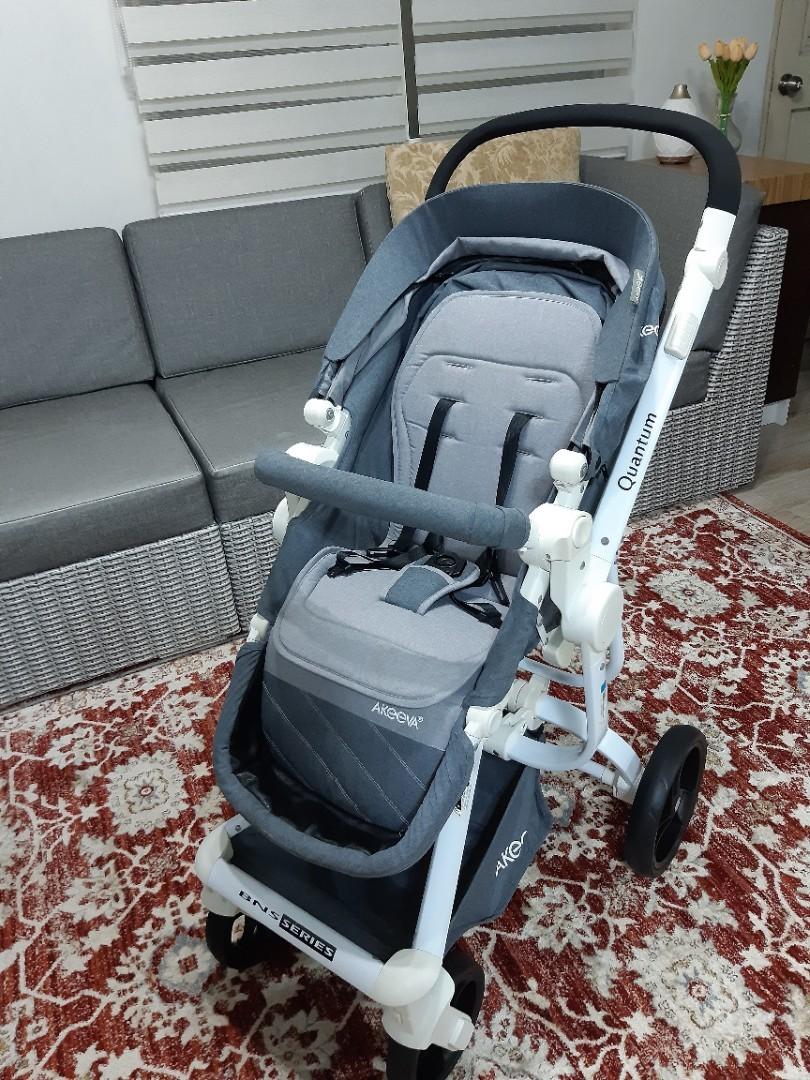 Akeeva Quantum Luxury Stroller Babies Kids Going Out