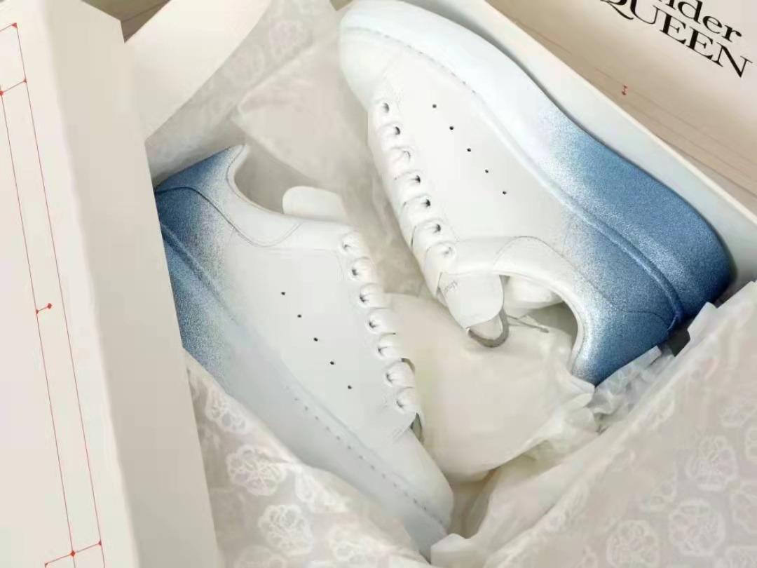 Alexander mcqueen discount sneakers comfortable