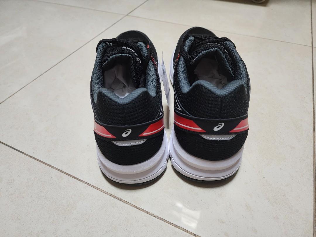 asic walking shoes for womens