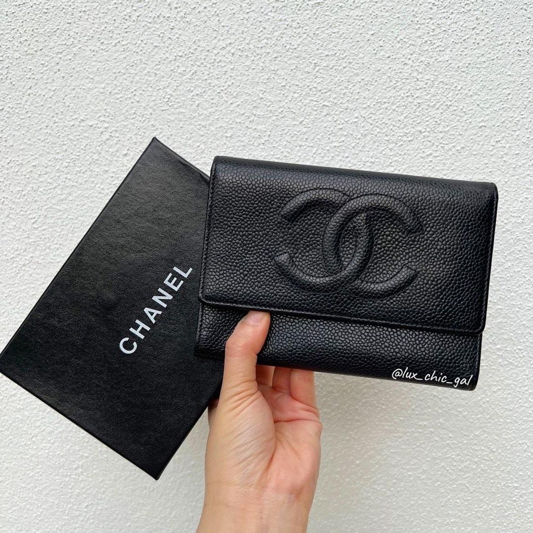 SOLD**AUTHENTIC CHA NEL Caviar Timeless CC Medium Compact Wallet 24k Gold  Hardware ❤️ ‼️FIXED PRICE‼️, Luxury, Bags & Wallets on Carousell