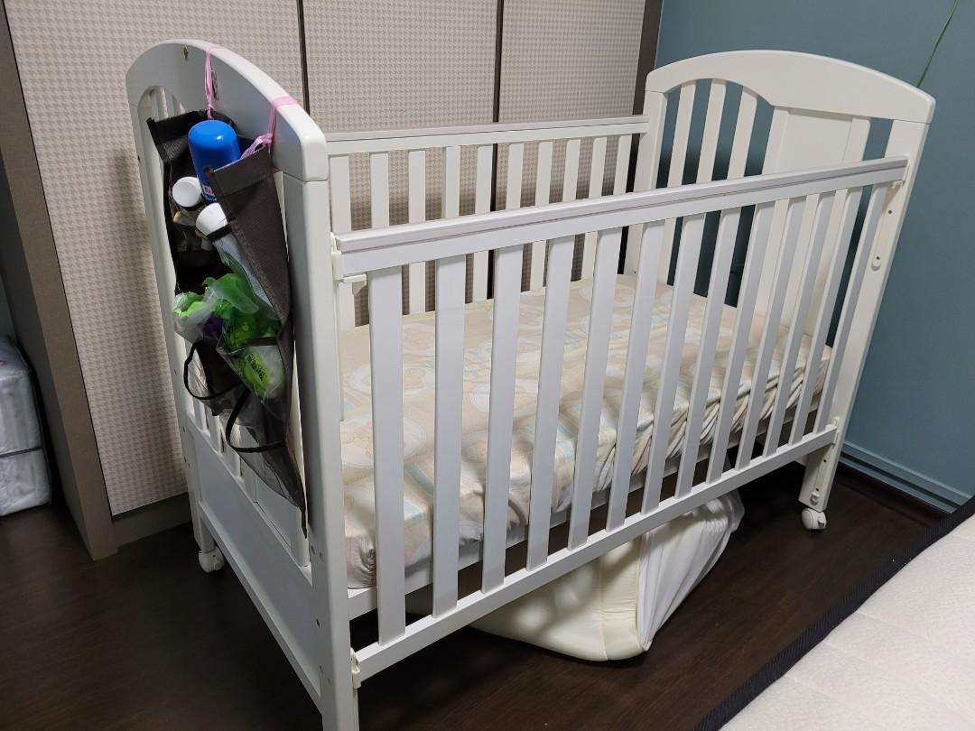 Baby Cot with Changeable Gate, Babies & Kids, Baby Nursery & Kids