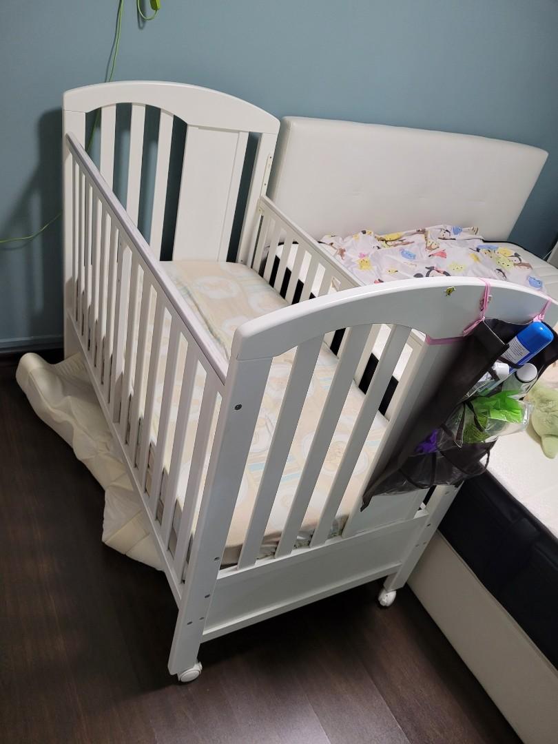 Baby Cot with Changeable Gate, Babies & Kids, Baby Nursery & Kids
