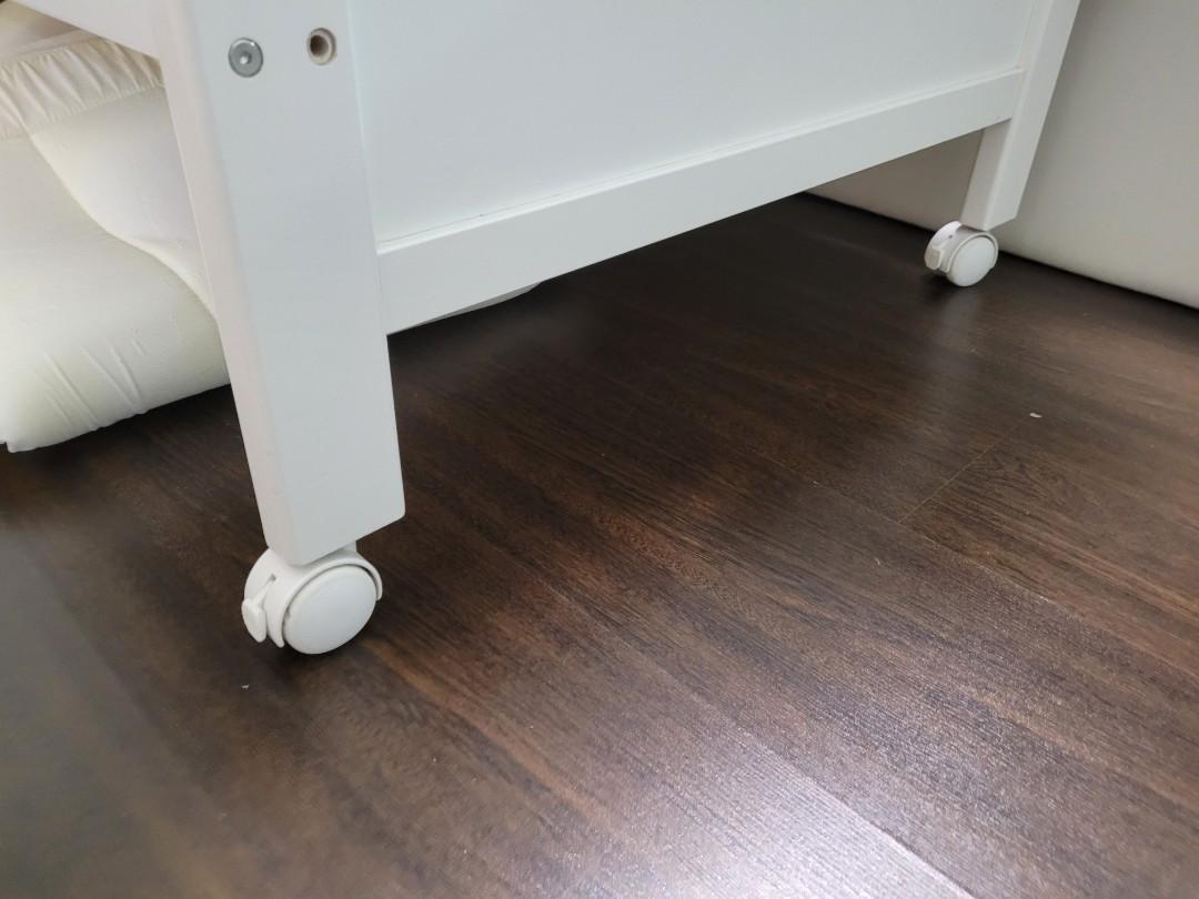 Baby Cot with Changeable Gate, Babies & Kids, Baby Nursery & Kids